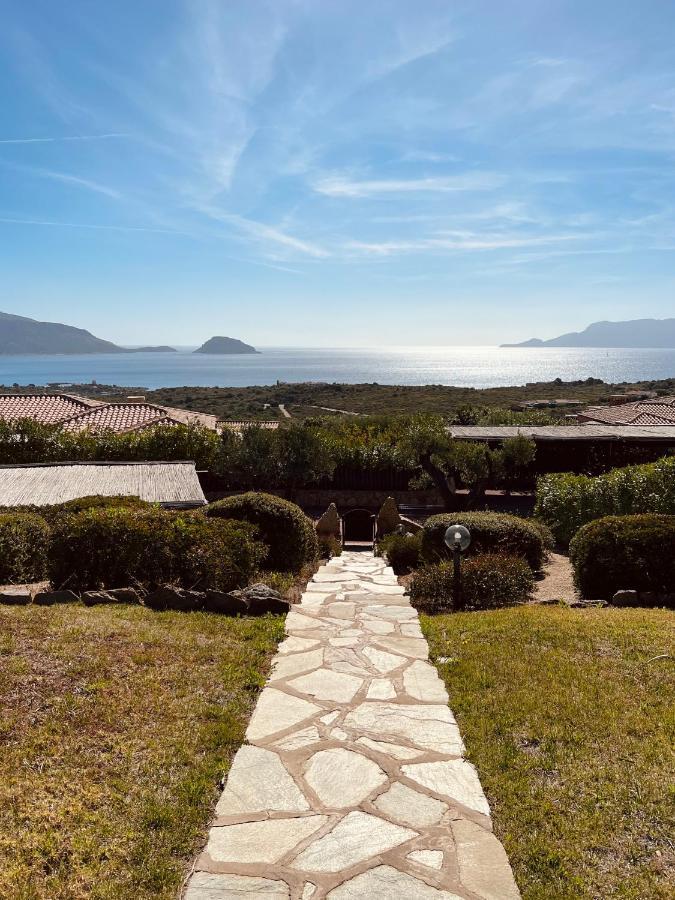 Villa A Golfo Aranci Con Vista Su Tavolara Marinella  Exterior photo