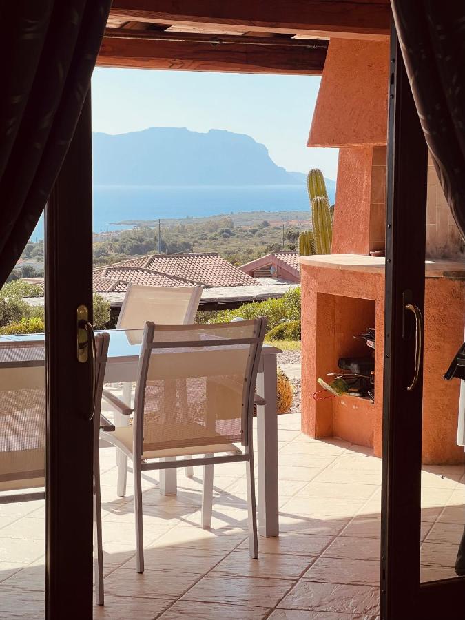 Villa A Golfo Aranci Con Vista Su Tavolara Marinella  Exterior photo